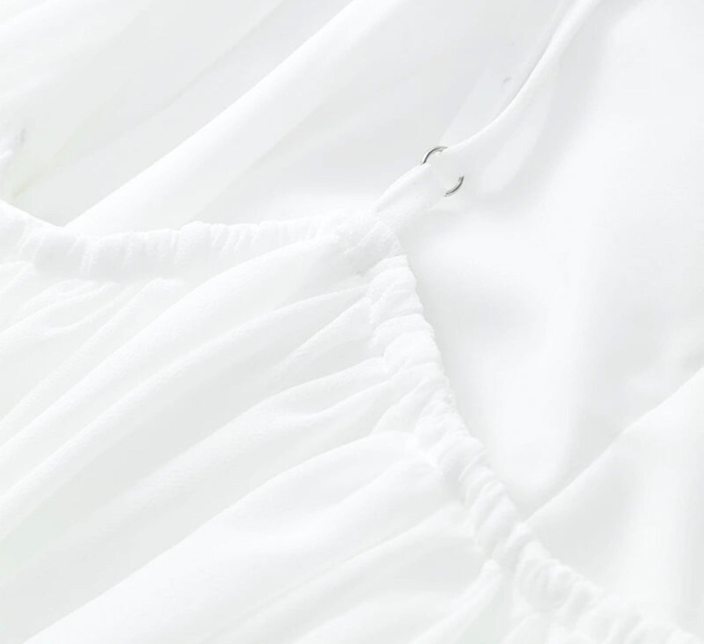 Mio™ | Vestido mini elegante con espalda descubierta