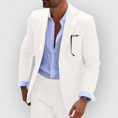 Traje de verano para hombre en rayas de seersucker con chaqueta y pantalones